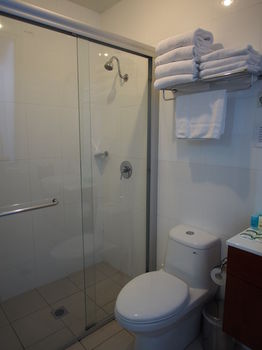 City Lodge Hotel Sydney - Holiday Cairns 1