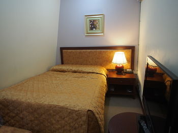 City Lodge Hotel Sydney - Holiday Cairns 7