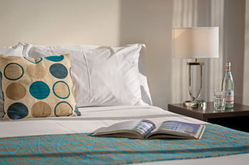 Apartments @ Glen Waverley - Holiday Cairns 4