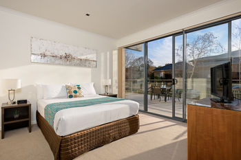 Apartments @ Glen Waverley - Holiday Cairns 8