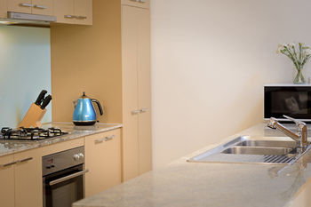 Apartments @ Glen Waverley - Holiday Cairns 10