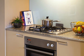 Apartments @ Glen Waverley - Holiday Cairns 24