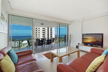 Aqua Vista Resort - Holiday Cairns 2