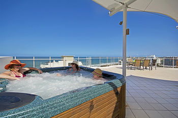 Aqua Vista Resort - Holiday Cairns 27