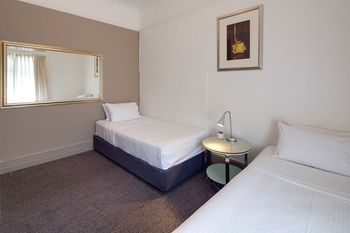 Neutral Bay Lodge - Holiday Cairns 7
