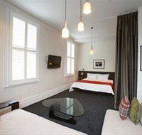 Middle Park Hotel - Holiday Cairns