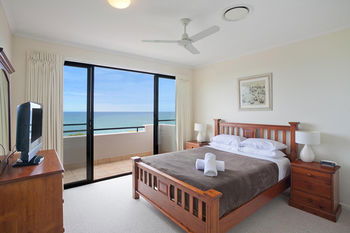 The Point Coolum - Holiday Cairns 23