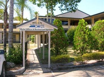 Bucketts Way Motel And Restaurant - Holiday Cairns 3