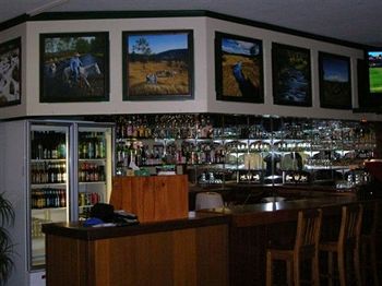 Bucketts Way Motel And Restaurant - Holiday Cairns 6