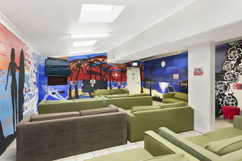 Manly Backpackers - Hostel - Holiday Cairns 9