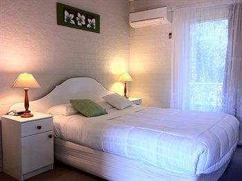 Mollymook Paradise Haven Motel - Holiday Cairns 2