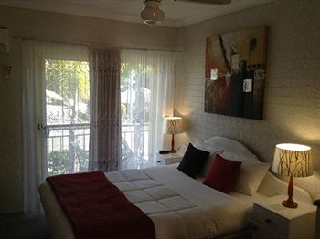 Mollymook Paradise Haven Motel - Holiday Cairns 13