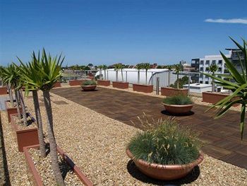 Wyndel Apartments - Encore - Holiday Cairns 8
