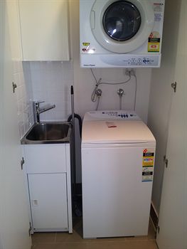 Wyndel Apartments - Clarke Street - Holiday Cairns 0