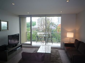 Wyndel Apartments - Harbour Watch - Holiday Cairns 2