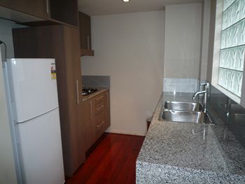 Wyndel Apartments - Harbour Watch - Holiday Cairns 5