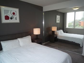Wyndel Apartments - Harbour Watch - Holiday Cairns 10