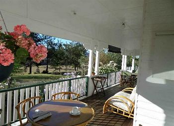 A Room With A View Bed & Breakfast - Holiday Cairns 7