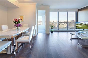 Zara Tower - Luxury Suites And Apartments - Holiday Cairns 12
