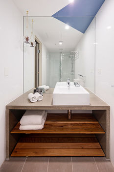 Zara Tower - Luxury Suites And Apartments - Holiday Cairns 50