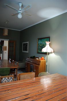 Vine Valley Inn - Holiday Cairns 4