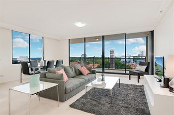 Wyndel Apartments - Herbert - Holiday Cairns 1