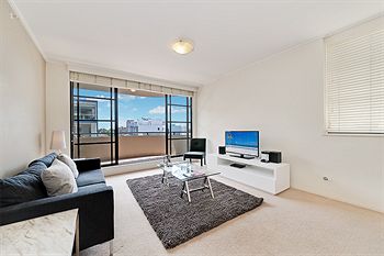 Wyndel Apartments - Apex - Holiday Cairns 2