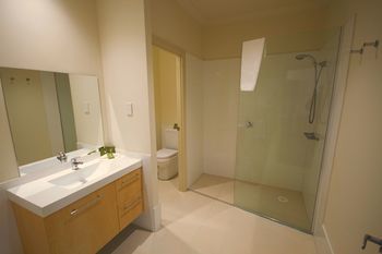 H Boutique Hotel - Holiday Cairns 41
