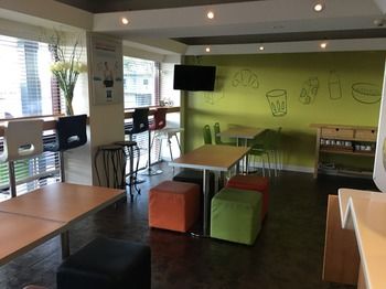 Ibis Budget Campbelltown - Holiday Cairns 3