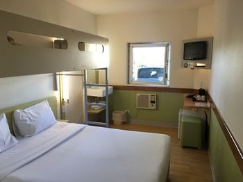Ibis Budget Campbelltown - Holiday Cairns 5