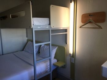 Ibis Budget Campbelltown - Holiday Cairns 6