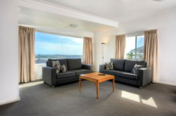 Harbourview Serviced Apartments - Holiday Cairns 2