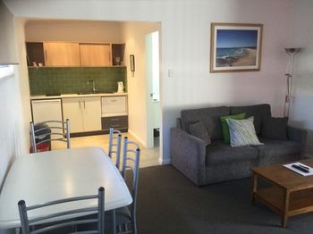 Harbourview Serviced Apartments - Holiday Cairns 14