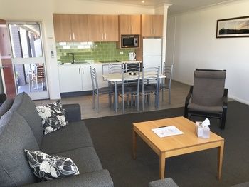 Harbourview Serviced Apartments - Holiday Cairns 46
