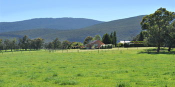 Langbrook Estate Cottages - Holiday Cairns 20