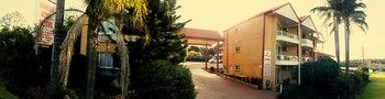 Ulladulla Harbour Motel - Holiday Cairns 1