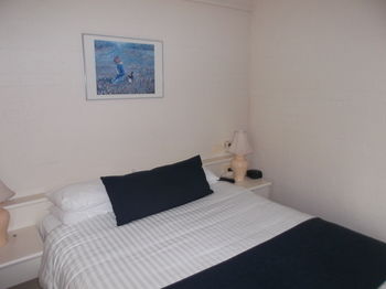 Ulladulla Harbour Motel - Holiday Cairns 6