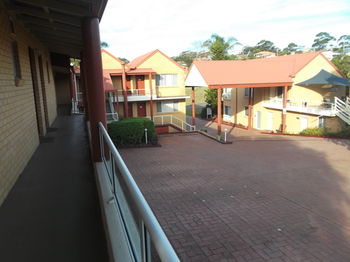 Ulladulla Harbour Motel - Holiday Cairns 7