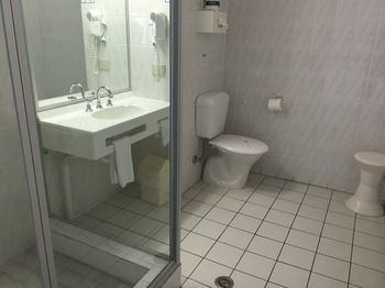 Ulladulla Harbour Motel - Holiday Cairns 12