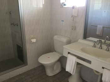 Ulladulla Harbour Motel - Holiday Cairns 15