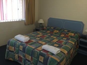 Ulladulla Harbour Motel - Holiday Cairns 17