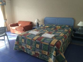 Ulladulla Harbour Motel - Holiday Cairns 18