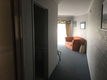 Ulladulla Harbour Motel - Holiday Cairns 25