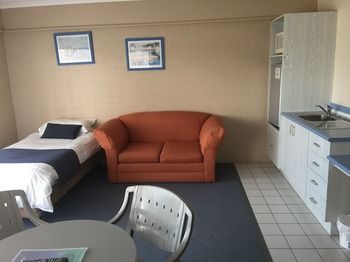 Ulladulla Harbour Motel - Holiday Cairns 37
