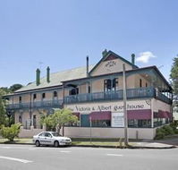 The Victoria amp Albert Guesthouse - Holiday Cairns