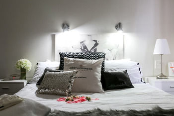 Airport Hotel Sydney - Holiday Cairns 7