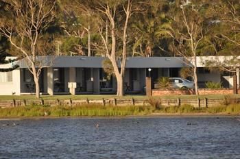 Edgewater Motel Ulladulla - Holiday Cairns 6