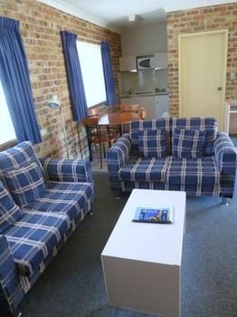 Mollymook Surfbeach Motel And Apartments - Holiday Cairns 9
