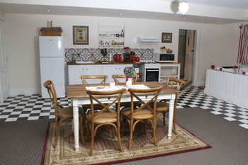 Merrow Cottages - Holiday Cairns 30