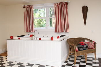 Merrow Cottages - Holiday Cairns 32